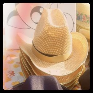 Medium straw Cowgirl Hat